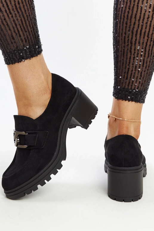 Čierne poltopánky so koženou vložkou... Čierne poltopánky so koženou vložkou...