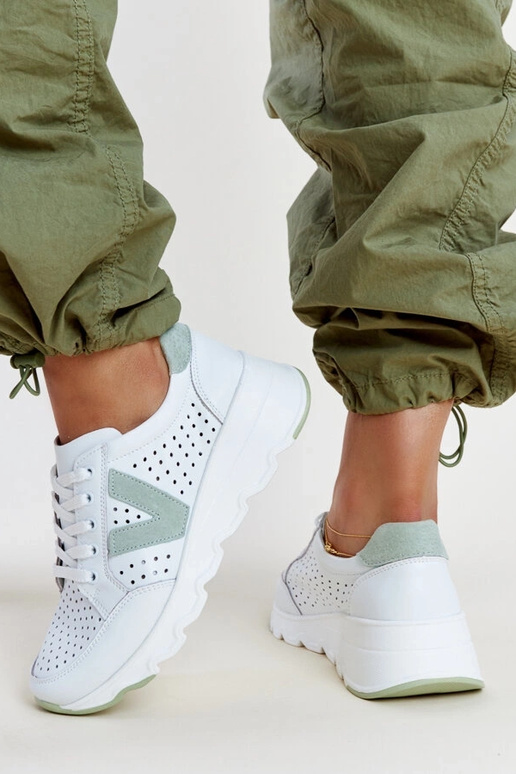 Biele kožené ažúrové sneakersy Vinceza