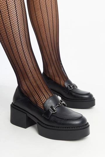 Čierne topánky z ekokože na...