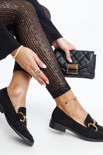 Čierne mokasíny s prackou... 2