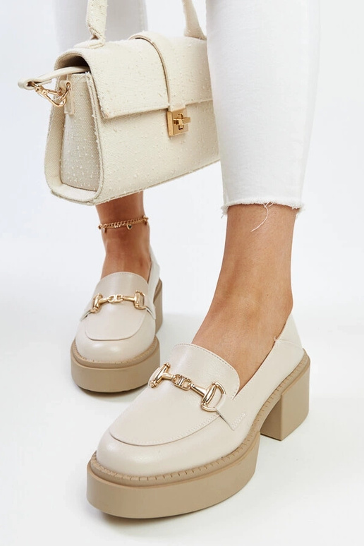 Béžové topánky z ekokože na vysokom...