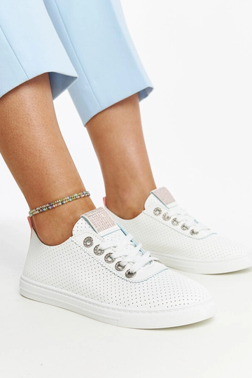 Biele tenisky z ekokože...