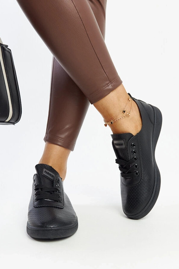 Čierne tenisky z ekokože Yusra 2