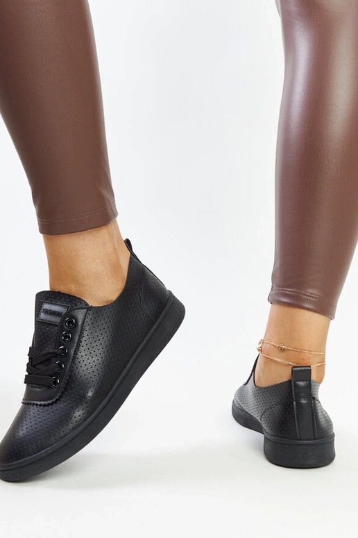 Čierne tenisky z ekokože Yusra