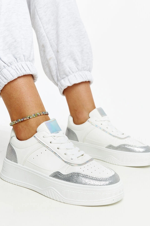 Bielo-strieborné tenisky s hrubšou...