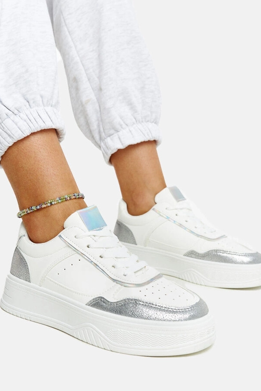 Bielo-strieborné tenisky s hrubšou...
