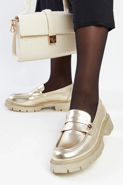 Zlaté mokasíny z umelej kože Mladenka