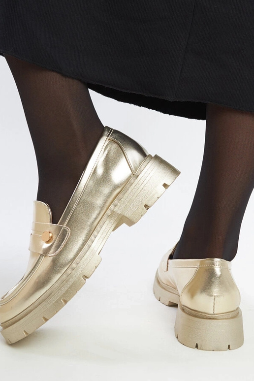 Zlaté mokasíny z umelej kože Mladenka