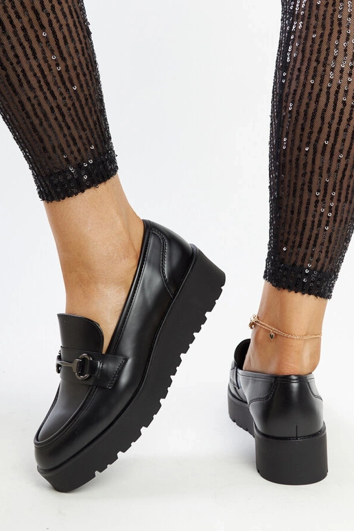 Black Oili klinové mokasíny