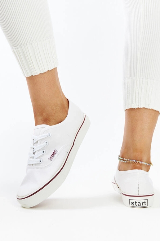 Biele klasické tenisky Erla