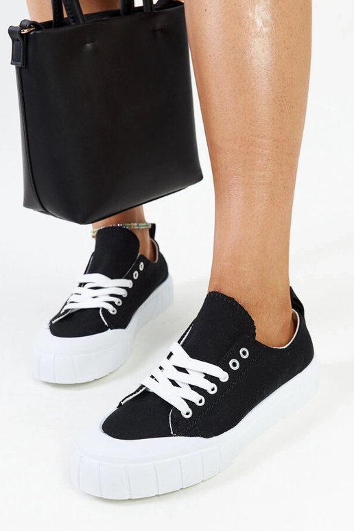 Eduardove čierne látkové tenisky