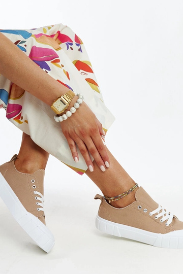 Eduardove hnedé látkové... 2