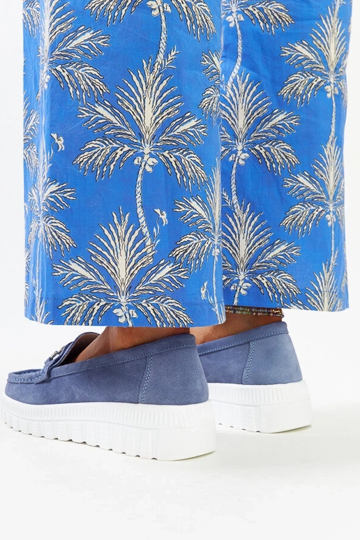 Modré kožené poltopánky s ozdobnou...