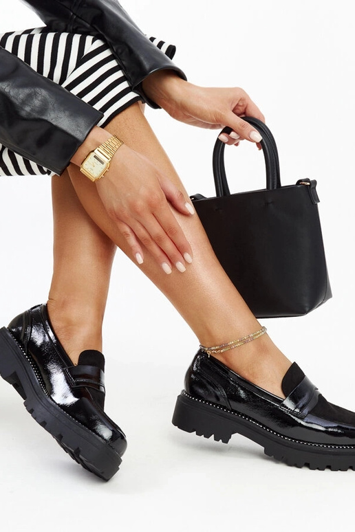 Čierne lakované topánky s stielkou Kirsi