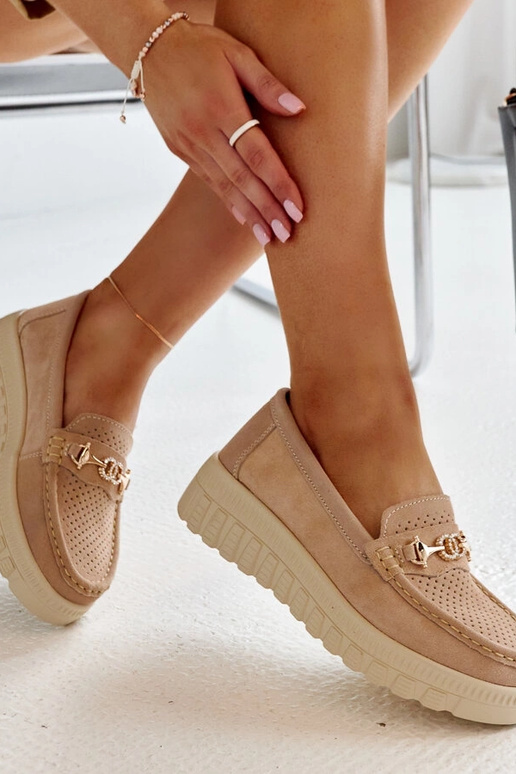 Béžové kožené poltopánky s ozdobnou...