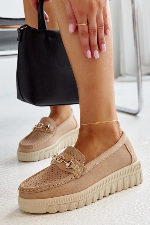 Béžové kožené poltopánky s ozdobnou...