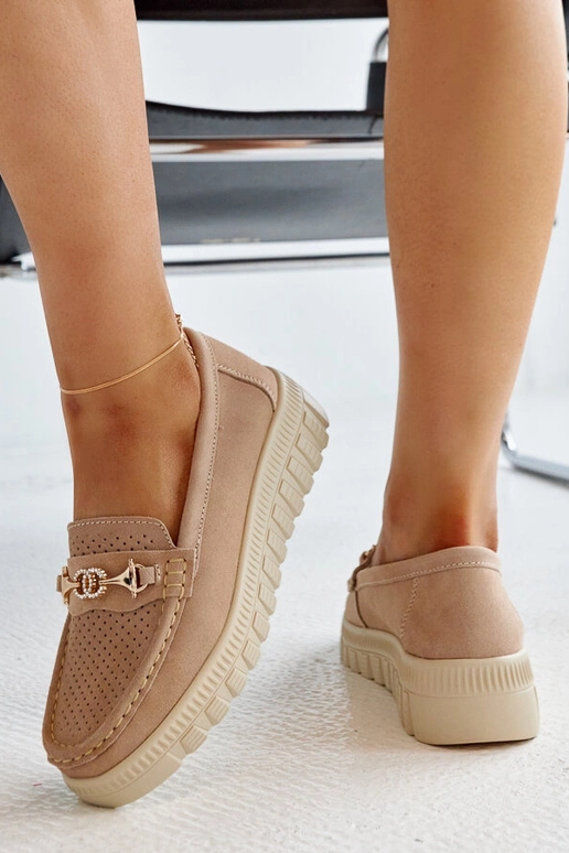 Béžové kožené poltopánky s ozdobnou...