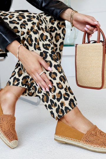 Hnedé vyšívacie espadrilky...