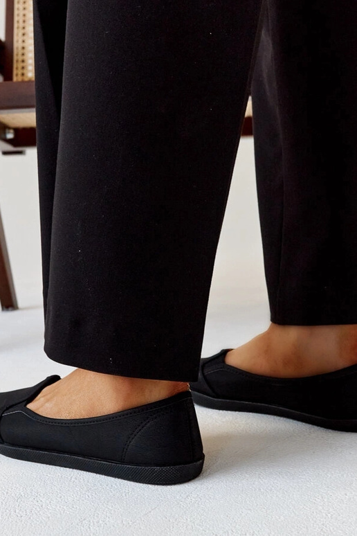 Čierne šnurovacie tenisky z umelej...