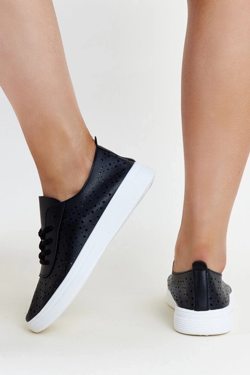 Čierne prelamované tenisky Manoek