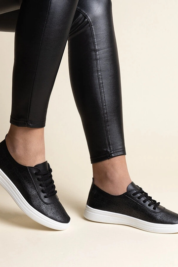 Čierne eko kožené tenisky...