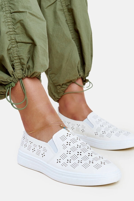 Biele nazúvacie tenisky Hilal