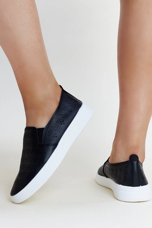 Čierne nazúvacie tenisky Hilal