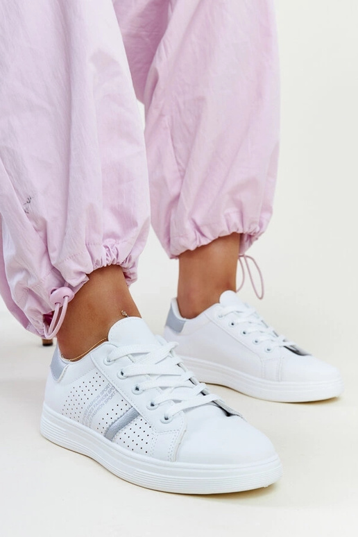 Bielo-strieborné tenisky z eko kože...