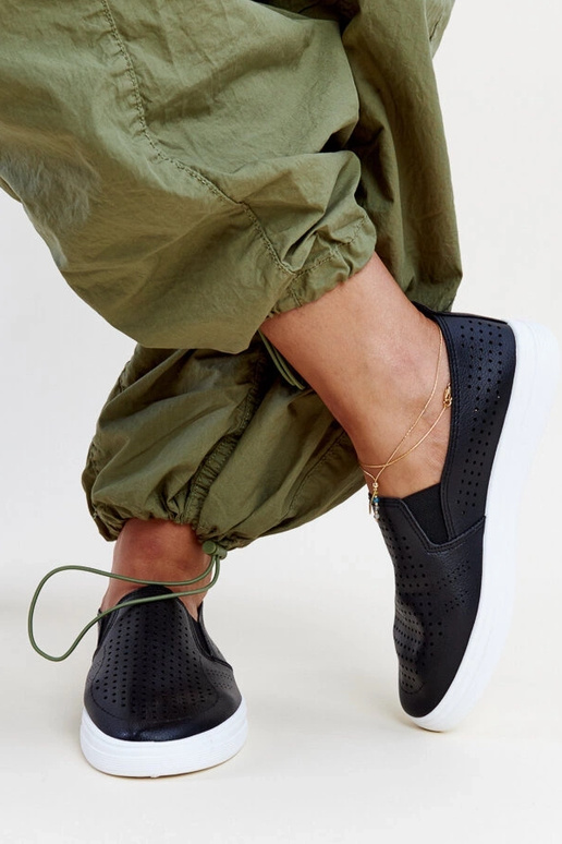 Čierne prelamované slip-on tenisky...