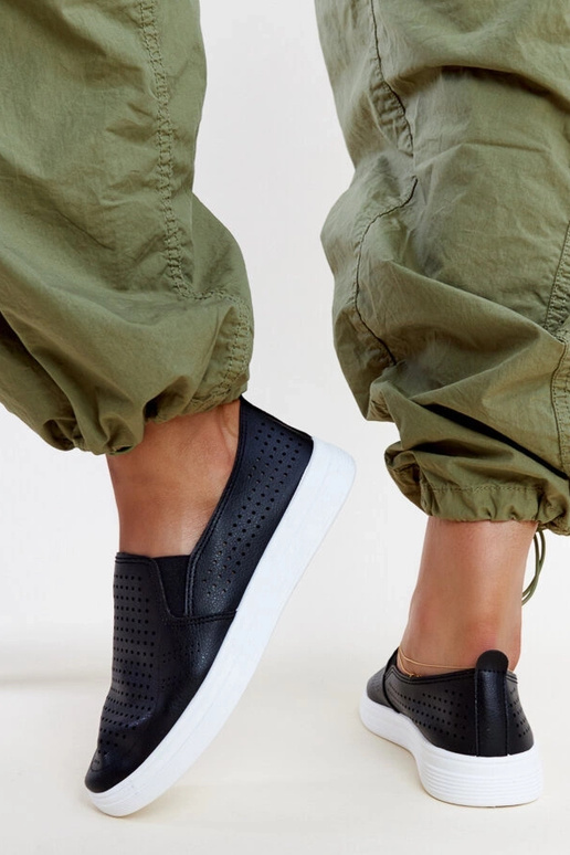 Čierne prelamované slip-on tenisky...