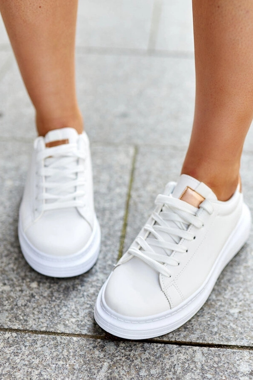 Biele tenisky s hrubou podrážkou Ivalu