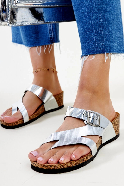 Sandále Donata v striebornej metalíze