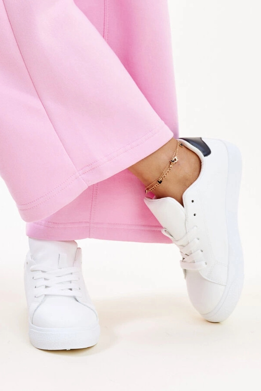 Akila čierno-biele tenisky