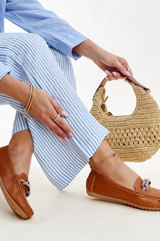 Hnedé mokasíny zdobené zirkónmi Adiba