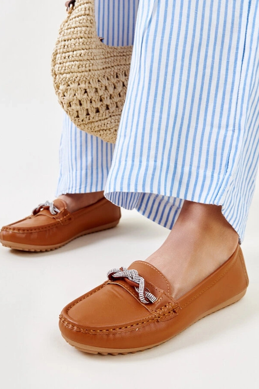 Hnedé mokasíny zdobené zirkónmi Adiba