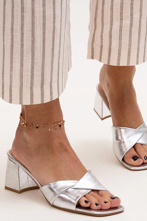 Strieborné mulice Fanan na vysokom...