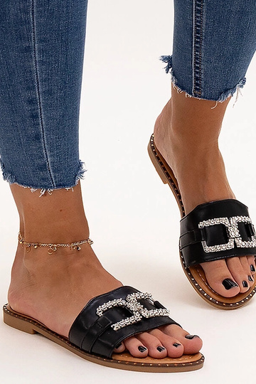 Čierne šľapky s ozdobnou... 2