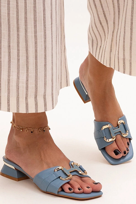 Nízke podpätky s ozdobnou prackou Luara