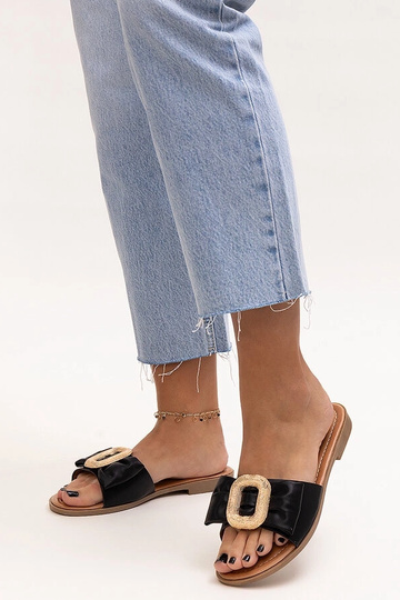 Čierna Limera spona Slides