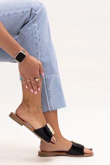 Čierna Limera spona Slides 2