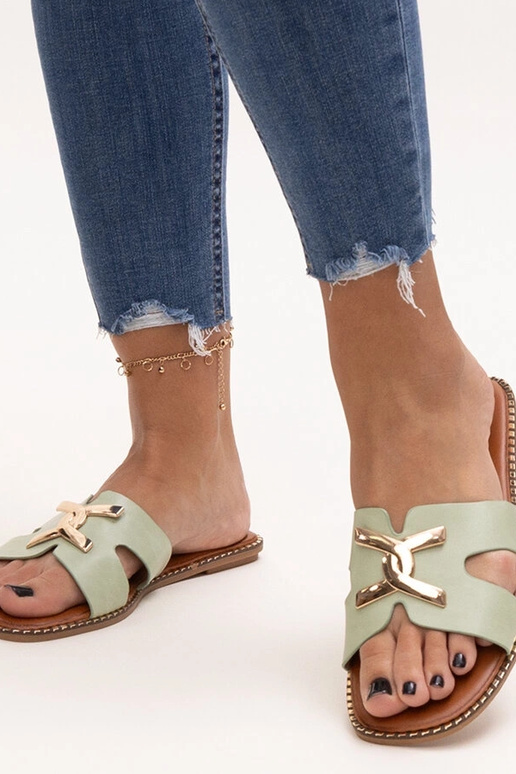 Zelené šľapky s prackou Razanna