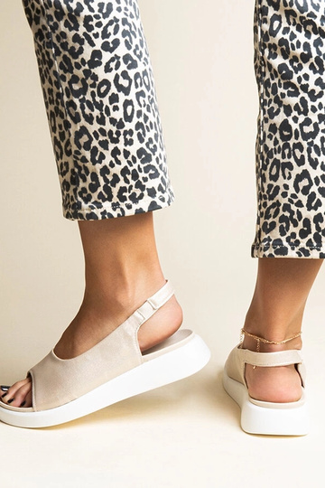 Nazúvacie sandále Taylaka... 2