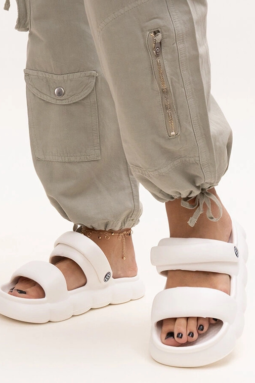 Ľahké penové sandále Azewda