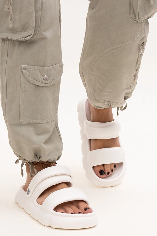 Ľahké penové sandále Azewda