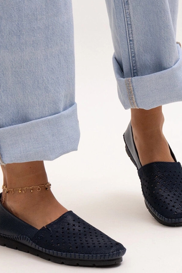 Tmavomodré kožené...