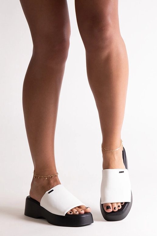 Big Star NN274022 biele šľapky na...