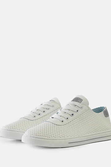 Dámske biele perforované...