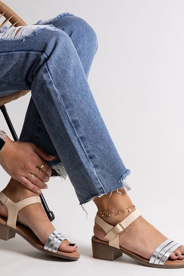 Strieborné sandále Salsabi... 2