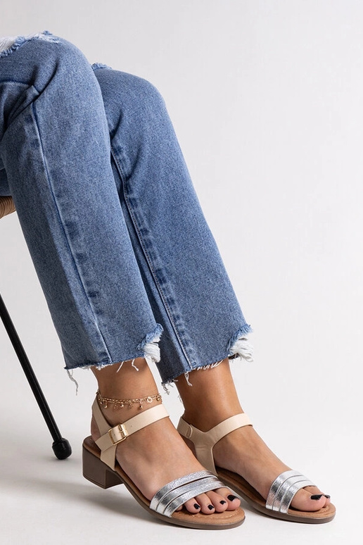 Strieborné sandále Salsabi na nízkom...