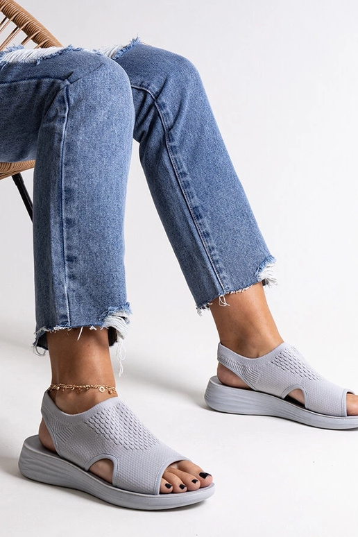 Šedé sandále Rawia na platforme